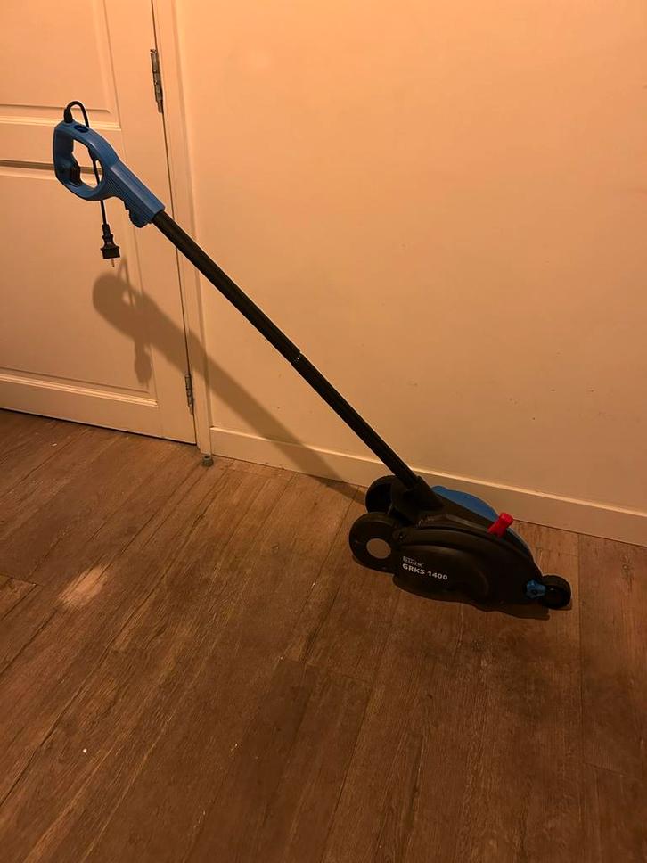 Güde GRKS 1400 Gazonkantensnijder - Zo goed als nieuw!, Tuin en Terras, Grastrimmers, Zo goed als nieuw, Elektrisch, Minder dan 10 cm