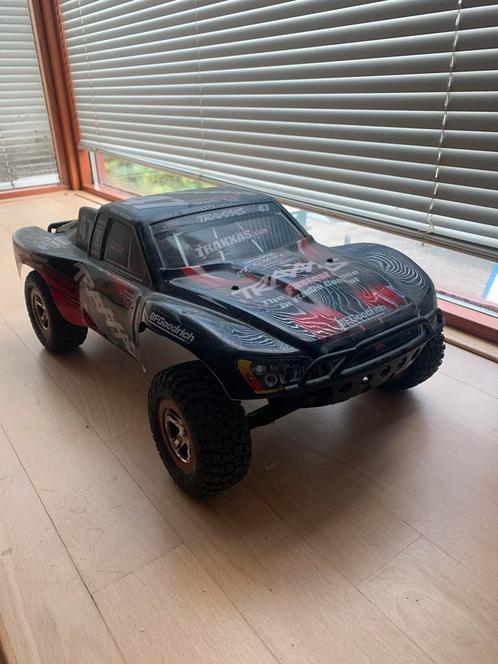 Traxxas RC Auto met Afstandsbediening en Lader, Hobby en Vrije tijd, Modelbouw | Radiografisch | Auto's, Gebruikt, Auto offroad