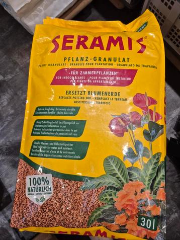 Seramis  Planten Granulaat beschikbaar voor biedingen