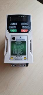 Unidrive M 200 frequentieregelaar, Hobby en Vrije tijd, Ophalen of Verzenden, Zo goed als nieuw