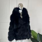 Zwarte wasbeer bontjas Maat M/L – NIEUW – vol & luxe, Kleding | Dames, Maat 38/40 (M), Nieuw, Ophalen of Verzenden, Fashion Week Store