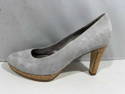 Gabor, maat 37.5 Lichtgrijze pumps met kurk., Kleding | Dames, Schoenen, Zo goed als nieuw, Schoenen met hoge hakken, Grijs, Verzenden