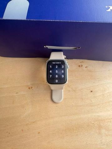 Apple watch seris 8 41mm (100% batt, condi/ bandje van apple beschikbaar voor biedingen