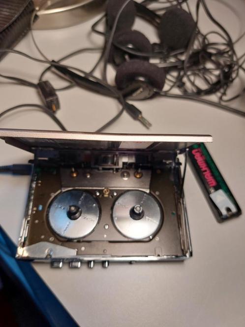 Sony walkman WM-103, Audio, Tv en Foto, Walkmans, Discmans en Minidiscspelers, Walkman, Ophalen