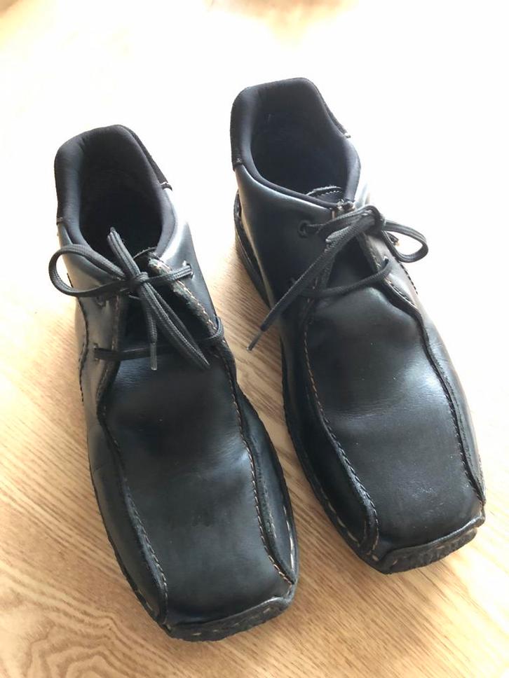 Nog zeer mooie ZWARTE LEREN RIEKER HEREN SCHOENEN maat 42, Kleding | Heren, Schoenen, Zo goed als nieuw, Zwart, Ophalen of Verzenden