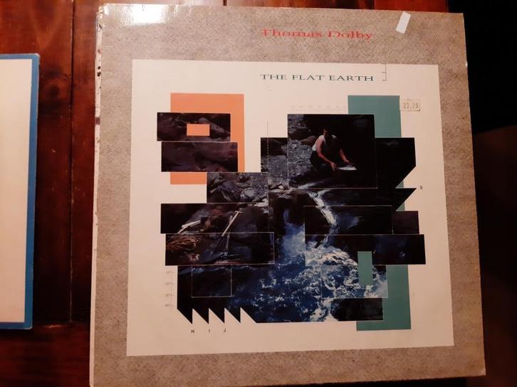 LP Thomas Dolby / The flat earth (1984), Cd's en Dvd's, Vinyl | Pop, Gebruikt, 1980 tot 2000, 12 inch, Ophalen of Verzenden