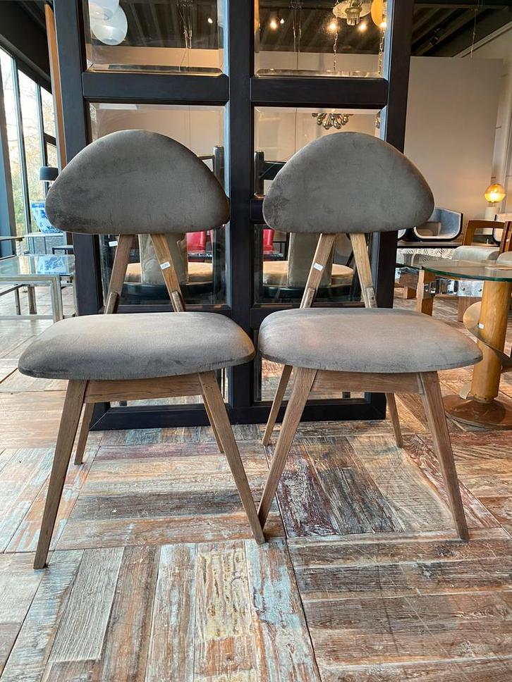 Vintage bruin velours eetkamer stoelen, Huis en Inrichting, Stoelen, Vijf, Zes of meer stoelen, Hout, Stof, Bruin, Ophalen of Verzenden