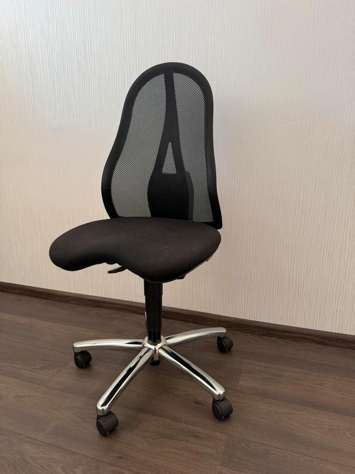 Zwarte bureaustoel - in hoogte vertelbaar, Huis en Inrichting, Bureaustoelen, Gebruikt, Bureaustoel, Zwart, Ophalen