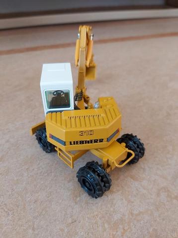 Liebherr A310 hydr.  mobiele graafmachine Conrad 1/50 in OVP beschikbaar voor biedingen
