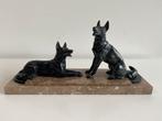 Art Deco beeld met 2 herdershonden, Antiek en Kunst, Ophalen of Verzenden