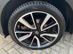 Nissan Qashqai 1.2 Dig-t 85KW TEKNA 360CAM|PANO|LED|NAVI, Auto's, Nissan, Voorwielaandrijving, Euro 5, Zwart, 4 cilinders