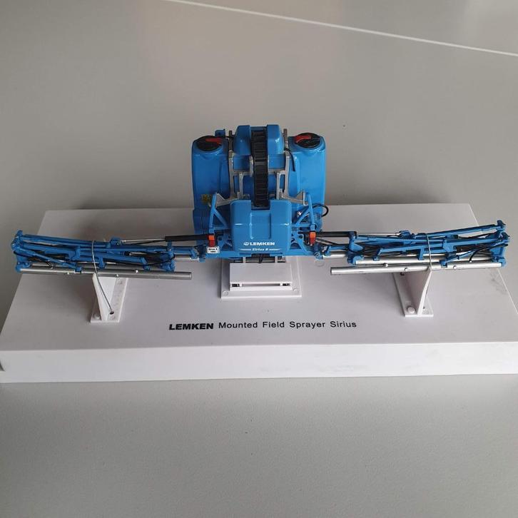 Lemken Veldspuit 1/32, Hobby en Vrije tijd, Modelauto's | 1:32, Nieuw, Tractor of Landbouw, Universal Hobbies, Ophalen of Verzenden