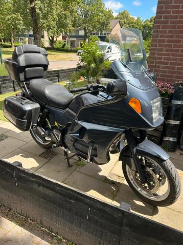 Mooie goed onderhouden BMW k1100 te koop beschikbaar voor biedingen