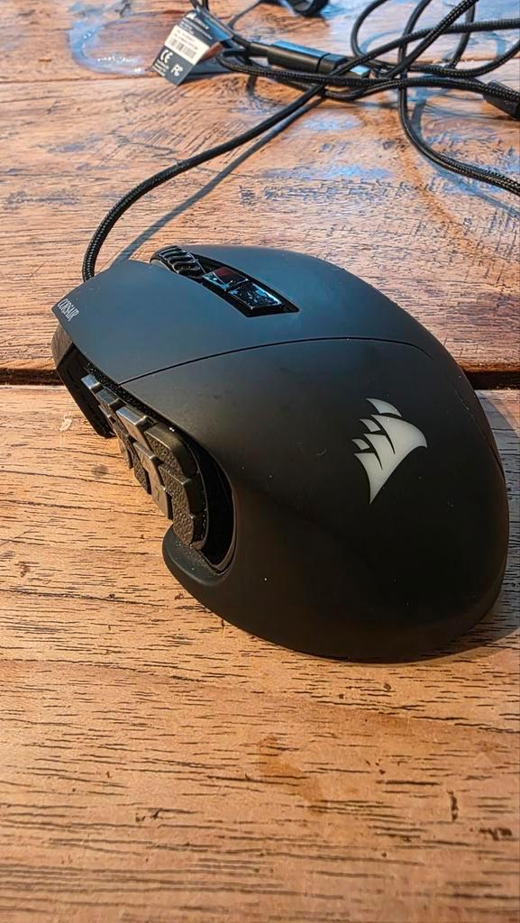 Corsair Scimitar RGB Elite, Computers en Software, Muizen, Zo goed als nieuw, Ophalen of Verzenden
