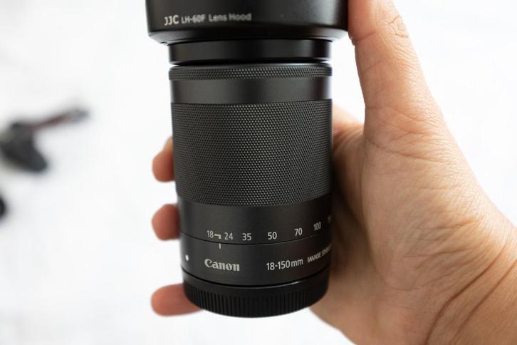 Canon EF-M 18–150mm + UV-filter + zonnekap, Audio, Tv en Foto, Fotografie | Lenzen en Objectieven, Zo goed als nieuw, Telelens