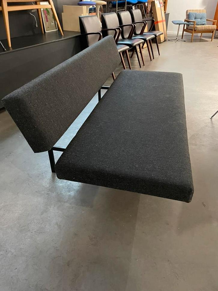 Vintage Martin Visser opknapper jaren 50 slaapbank bank, Huis en Inrichting, Banken | Bankstellen, Zo goed als nieuw, Ophalen