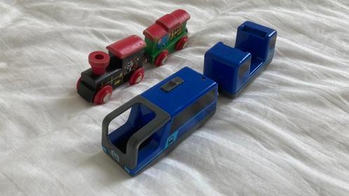 2 treintjes voor houten treinbaan, ook per stuk te koop, Kinderen en Baby's, Speelgoed | Houten speelgoed, Gebruikt, Overige typen