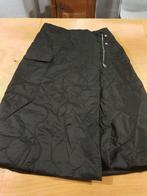 Woolrich, zwarte rok, knielengte, gewatteerd, 38, Kleding | Dames, Rokken, Maat 38/40 (M), Zwart, Ophalen of Verzenden, Zo goed als nieuw