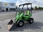 Avant 218 met Grondbak, Wiellader of Shovel