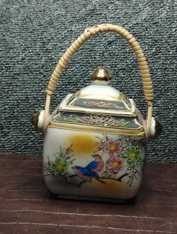 mooie vintage suikerpot, porselein beschikbaar voor biedingen