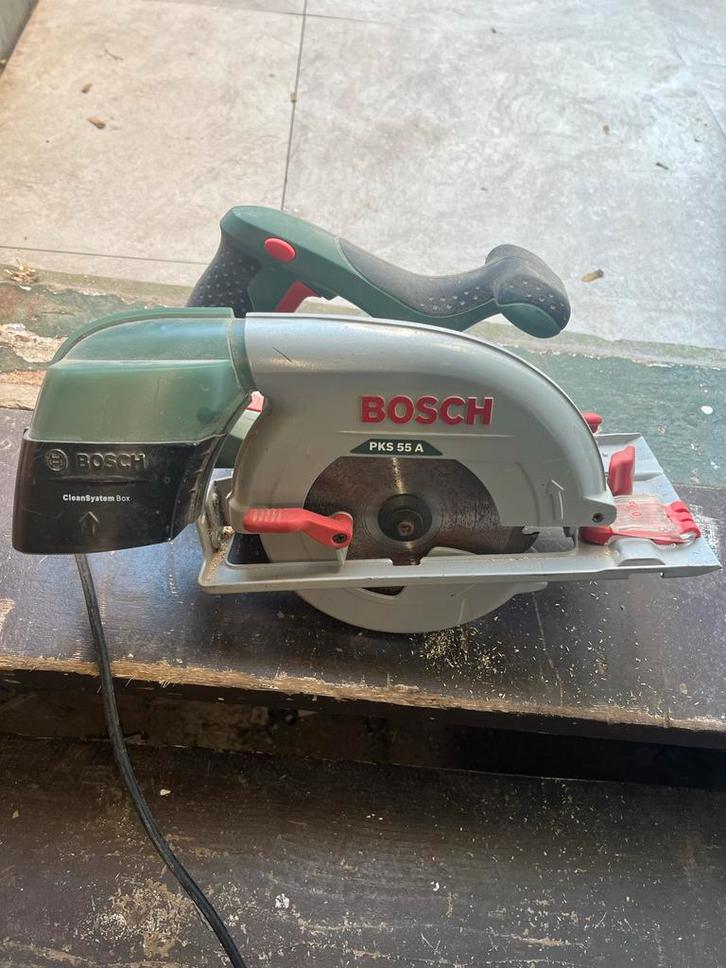 Bosch Cirkelzaag PKS 55 A, Doe-het-zelf en Verbouw, Gereedschap | Schuurmachines, Gebruikt, Overige typen, 600 tot 1200 watt, Ophalen of Verzenden
