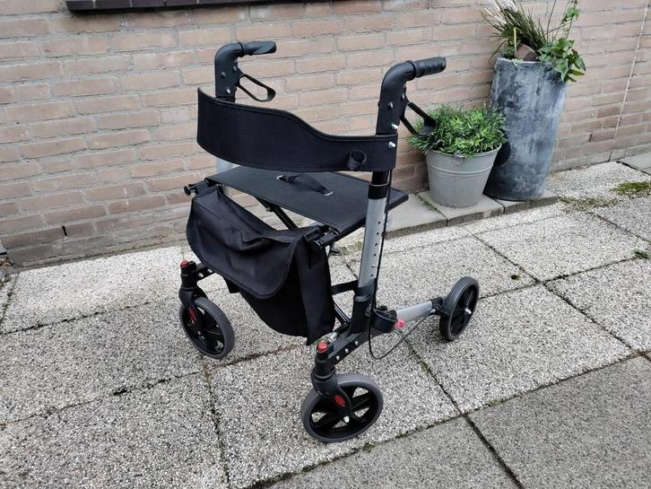 Rollator dubbel inklapbaar / opvouwbaar, zgan., Diversen, Rollators, Zo goed als nieuw, Opvouwbaar, Ophalen