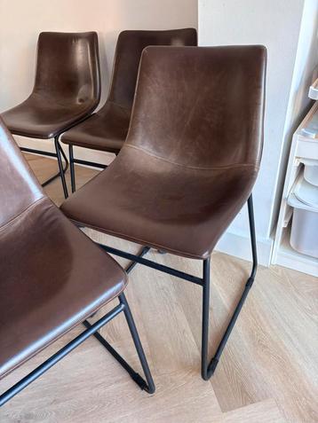 4 stoelen 