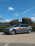 BMW e90 3-Serie 2.5 I 325 AUT 2005 Grijs 325i, Auto's, Automaat, 745 kg, Achterwielaandrijving, 2497 cc
