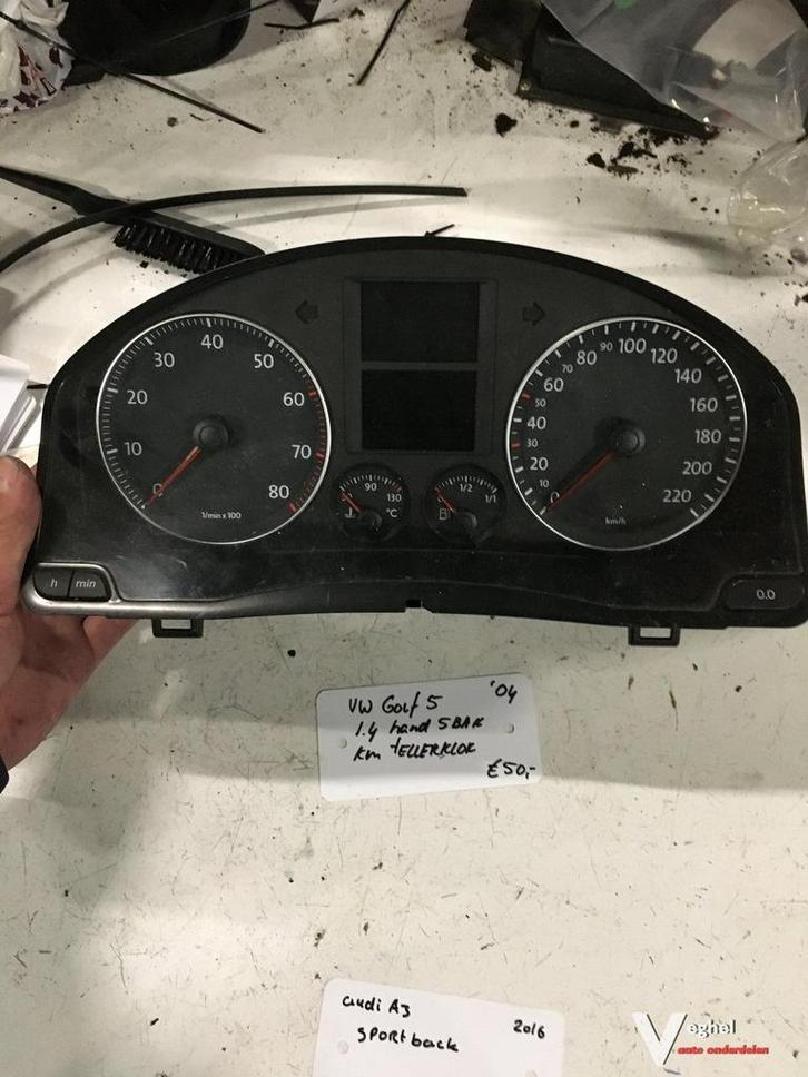Vw Golf 5 1.4 handgesch. 5 bak  2004  Km Tellerklok, Auto-onderdelen, Dashboard en Schakelaars, Gebruikt, Ophalen of Verzenden