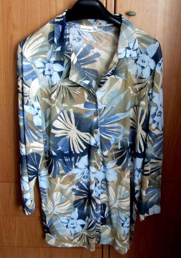 Prachtige Vroom & Dreesmann stretch blouse maat XL beschikbaar voor biedingen