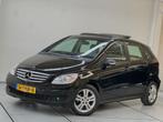 Mercedes-Benz B-klasse 150 Automaat Leer Panodak, Zwart, 14 km/l, Bedrijf, 1000 kg