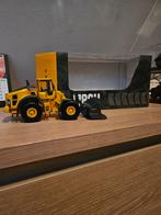 Volvo shovel motorart, Hobby en Vrije tijd, Modelauto's | 1:50, Ophalen of Verzenden, Zo goed als nieuw, Bus of Vrachtwagen, Overige merken