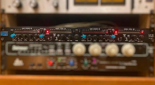 Urei la 22 meest uitgebreide compressor, Muziek en Instrumenten, Effecten, Zo goed als nieuw, Compressor, Ophalen of Verzenden