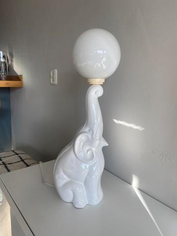 Vntage keramiek lamp olifant  beschikbaar voor biedingen