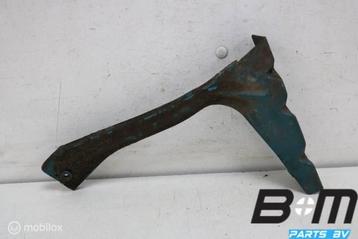 Spatbordsteun links Audi A6 4B 4B0821135A beschikbaar voor biedingen