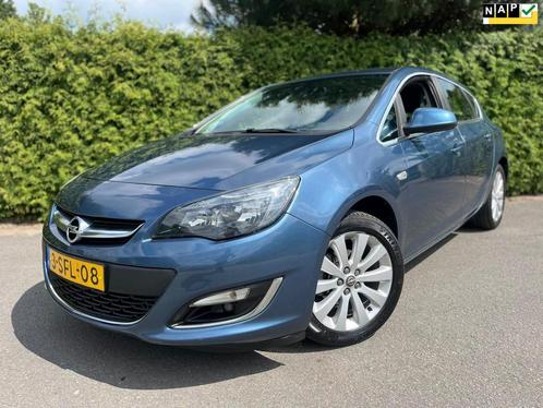 Opel Astra 1.4 Turbo Cosmo 140 PK 5-Drs NL Auto, Auto's, Opel, Bedrijf, Te koop, Astra, ABS, Airbags, Airconditioning, Boordcomputer