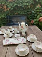 Samengesteld theeservies met rozenmotief samen €25,-, Ophalen of Verzenden