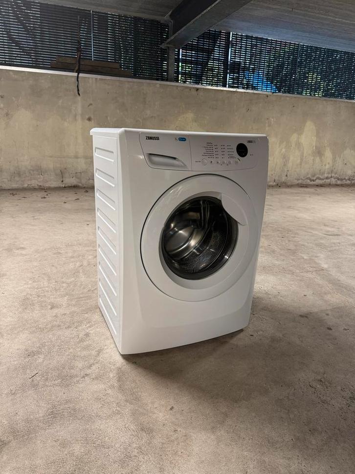 Zanussi Lindo100 Wasmachine - 7kg, Witgoed en Apparatuur, Wasmachines, Gebruikt, Voorlader, 6 tot 8 kg, 85 tot 90 cm, 1200 tot 1600 toeren