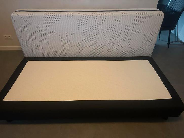 Boxspring met Matras - 190x90 cm, Huis en Inrichting, Slaapkamer | Bedden, Zo goed als nieuw, Tweepersoons, 90 cm, 190 cm of minder