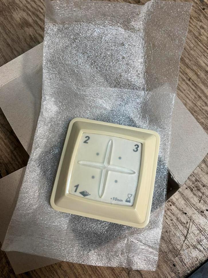 Itho rf afstandsbediening, Doe-het-zelf en Verbouw, Ventilatie en Afzuiging, Gebruikt, Ventilator en Afzuiger, Ophalen of Verzenden