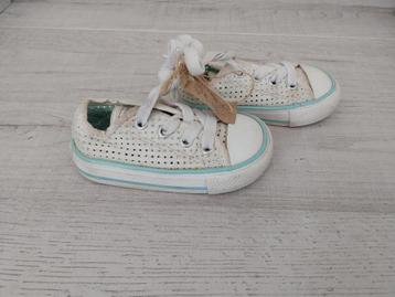 Converse All Star wit zomerschoentje maat 20 beschikbaar voor biedingen