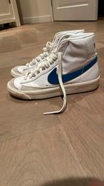 Nike blazers, Ophalen of Verzenden, Zo goed als nieuw, Schoenen