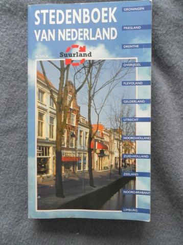 stedenboek van nederland van suurland met 122 centrumkaarten beschikbaar voor biedingen