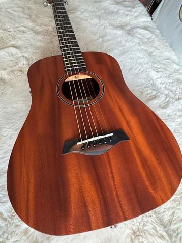 Taylor Baby BT2E Akoestische / Elec Gitaar beschikbaar voor biedingen