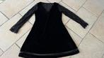 Jurk zwart lange mouwen maat M lengte 90 cm, oksel tot, Kleding | Dames, Jurken, Maat 38/40 (M), Zwart, Ophalen of Verzenden, Zo goed als nieuw