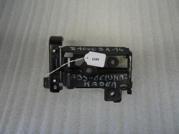 Z1000SX 2011 - 2013 Kawasaki Beugel Beugel divers D1-11487 beschikbaar voor biedingen