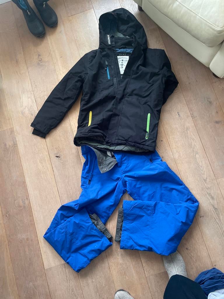 Protest ski jas en broek - maat 176, Ophalen of Verzenden, Zo goed als nieuw, Overige maten, Pak