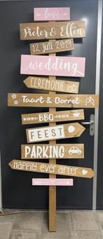 Bruiloft wegwijzer, Ophalen, Zo goed als nieuw