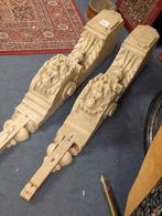 2 grote antieke houten consoles €275., Ophalen