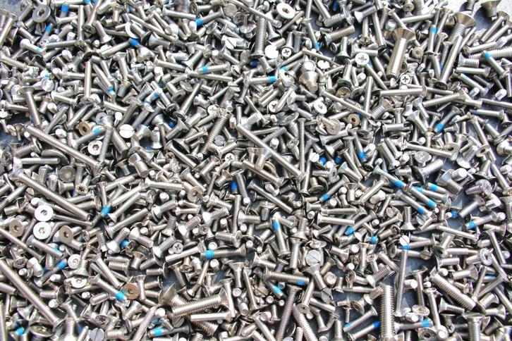 Rvs platkop bouten, boutjes M4 M5 M6 M8, Doe-het-zelf en Verbouw, Gereedschapskisten, Nieuw, Ophalen of Verzenden